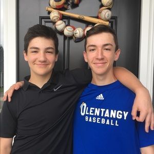 Meet your Posher, Niki